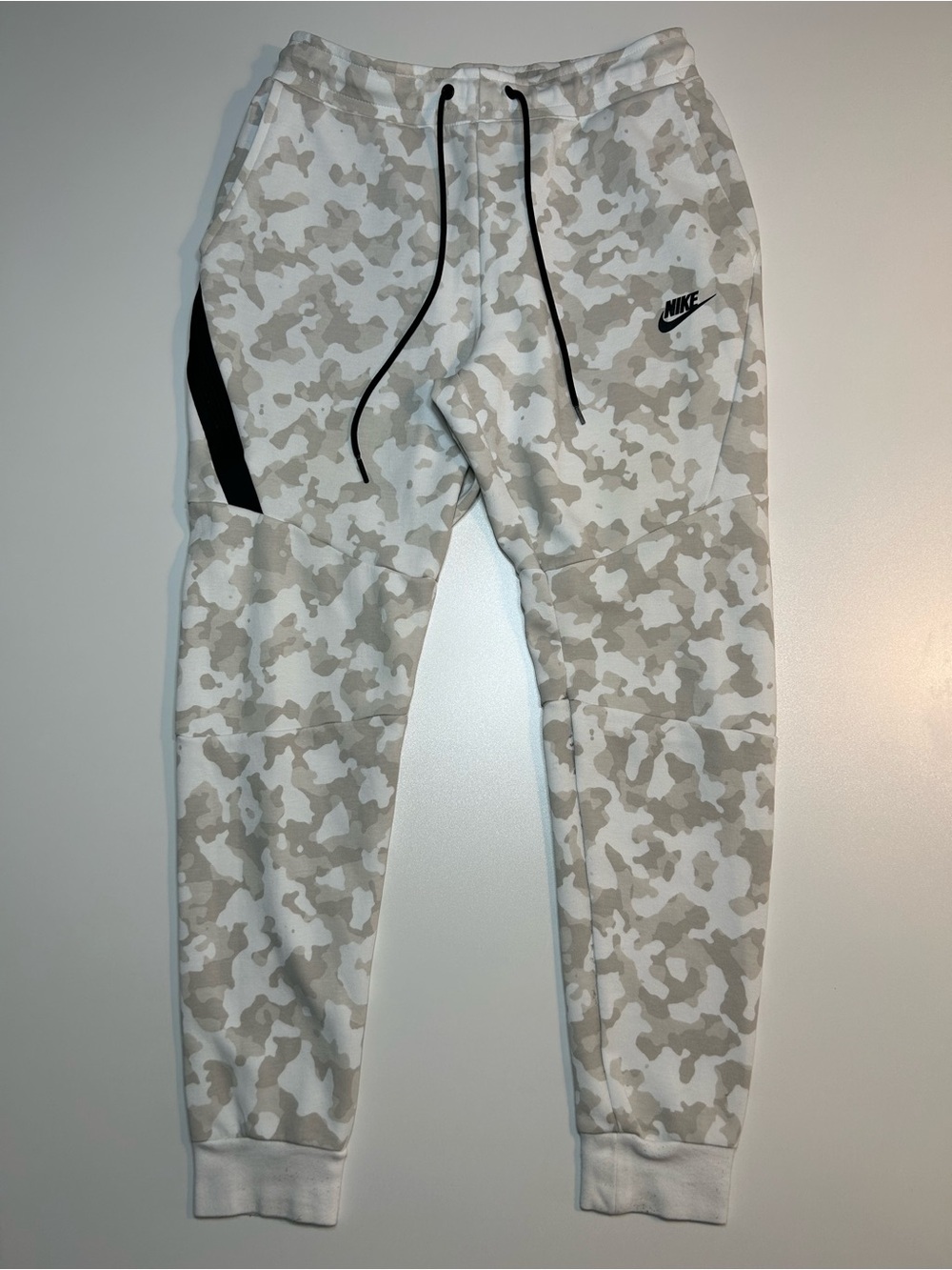 Nike Sportswear Tech Fleece Joggers Summit White Camo Printed Sweatpants Slim